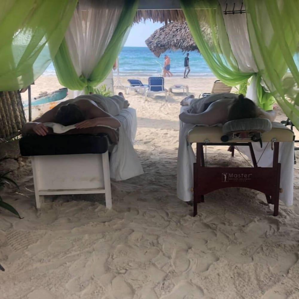 Foote Prints On The Sands Hotel Negril Buitenkant foto