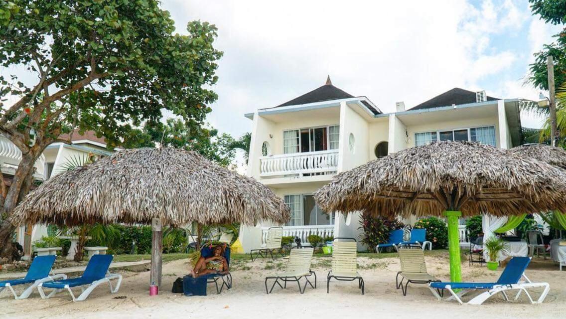 Foote Prints On The Sands Hotel Negril Buitenkant foto