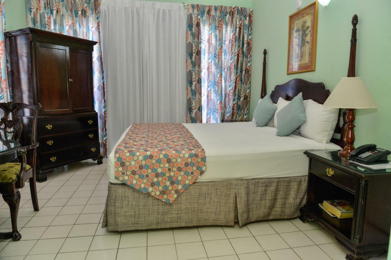 Foote Prints On The Sands Hotel Negril Buitenkant foto